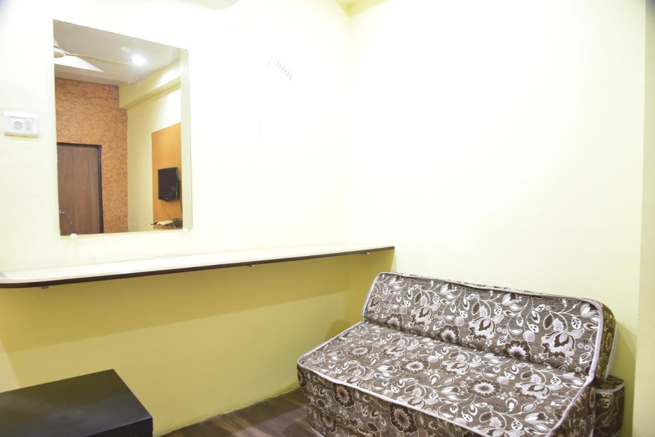 Hotel Drishti Inn Khapri Exterior photo